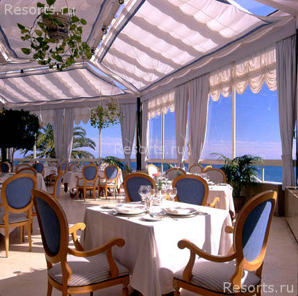 Hotel Torrequebrada 13